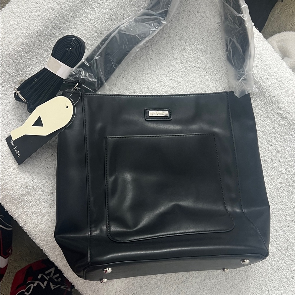 NWT Yani Women’s Black Purse